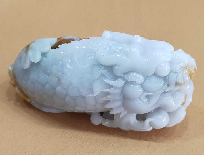 玉雕大师李凯光作品《龙鱼》2