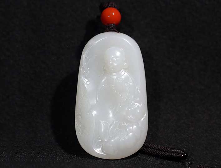 儒玉轩玉雕艺术工作室作品《向佛·心有莲花》